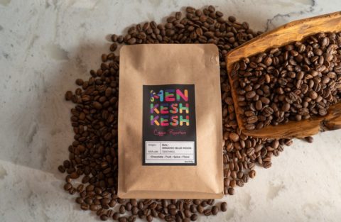 Bali Organic Blue Moon roasted coffee beans